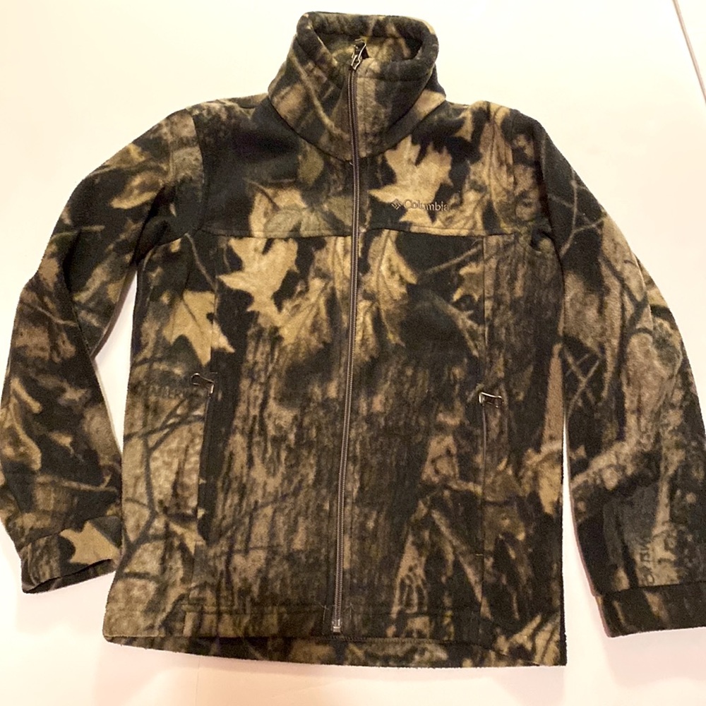 Boys Camouflage Columbia fleece jacket